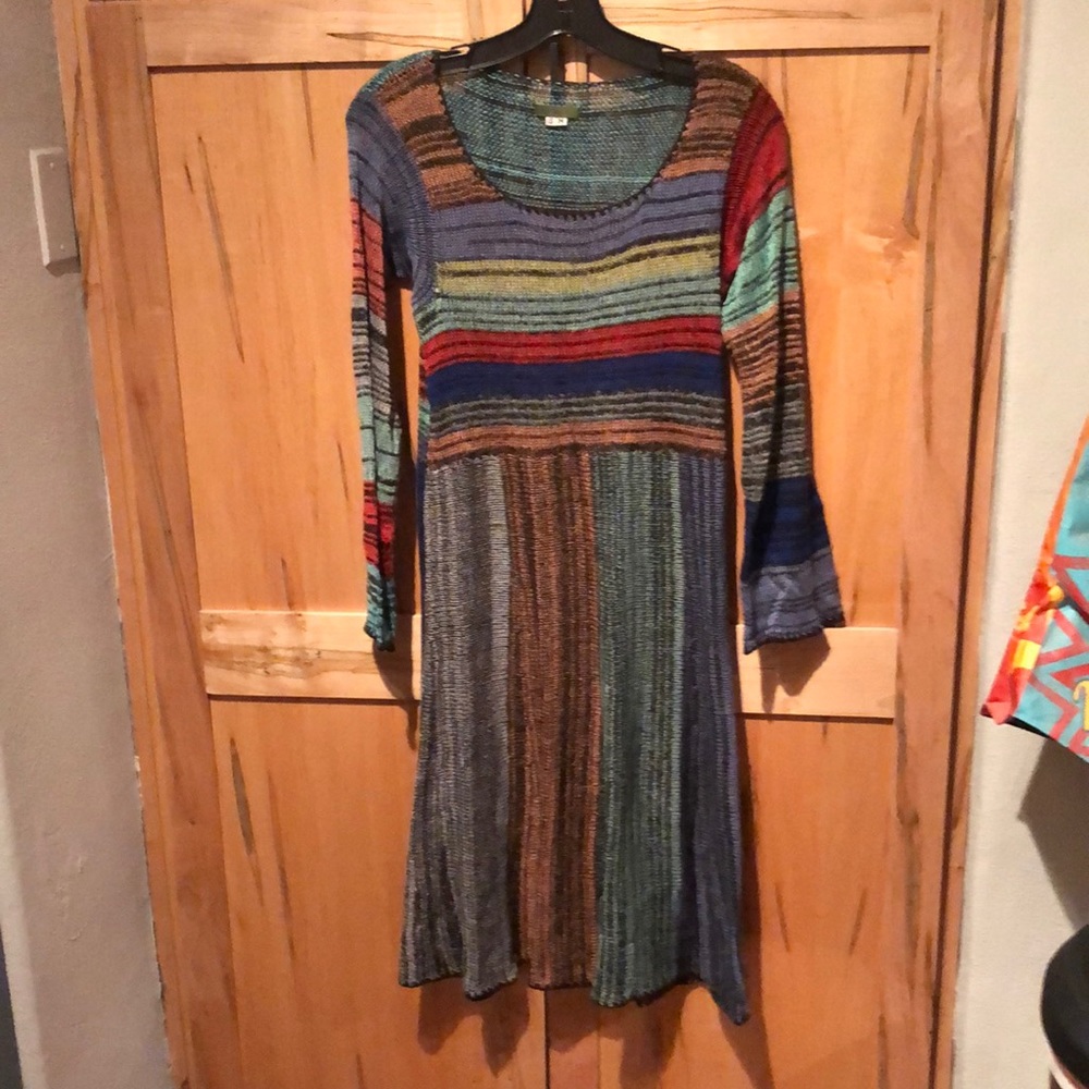 Beautiful nwot multicolored knit dress. Never worn in perfect condition. S/m